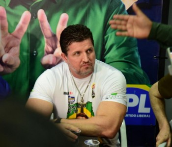 Justi�a enquadra Ranalli e manda apagar posts sobre demiss�o de petistas